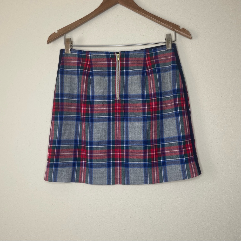 Vineyard Vines Jolly Plaid Postage Stamp Mini Skirt in Gray, Red & Blue - Picture 2 of 8
